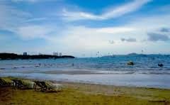 卫生间装暖风机好还是取暖器好?